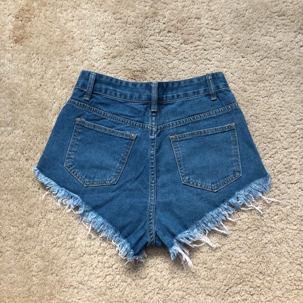 High Rise Shorts - Picture 2 of 3
